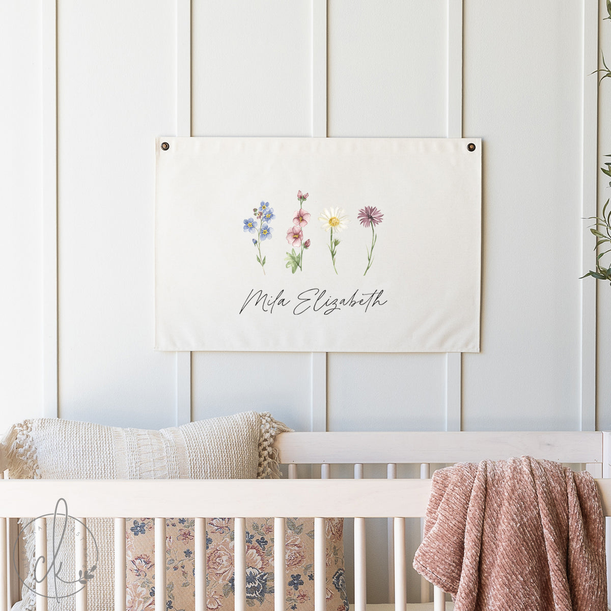 Personalized Girl Name Sign with Flowers | Mila | 76