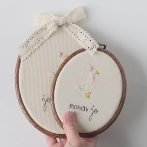 Personalized Newborn Gift | Embroidered Baby Name Hoop with Goose | E5